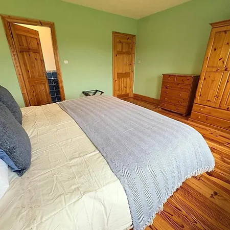 Wild Atlantic Haven * Ballyferriter